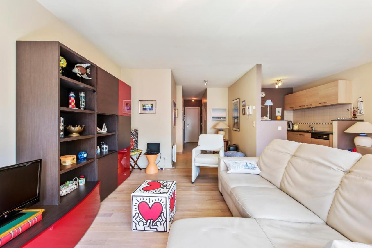Bright Apartment With 2 Terraces In De Panne Dış mekan fotoğraf